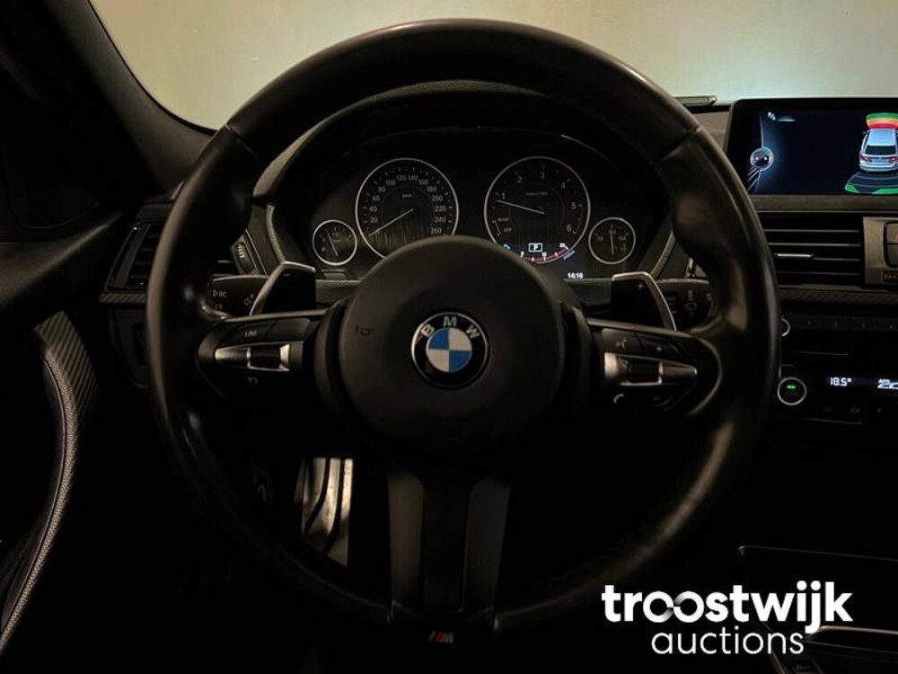 BMW 320d M-Performance Touring 190pk 2016 3-serie, NP-405-R