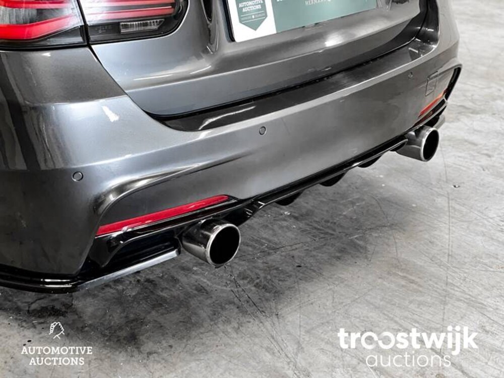 BMW 320d M-Performance Touring 190pk 2016 3-serie, NP-405-R