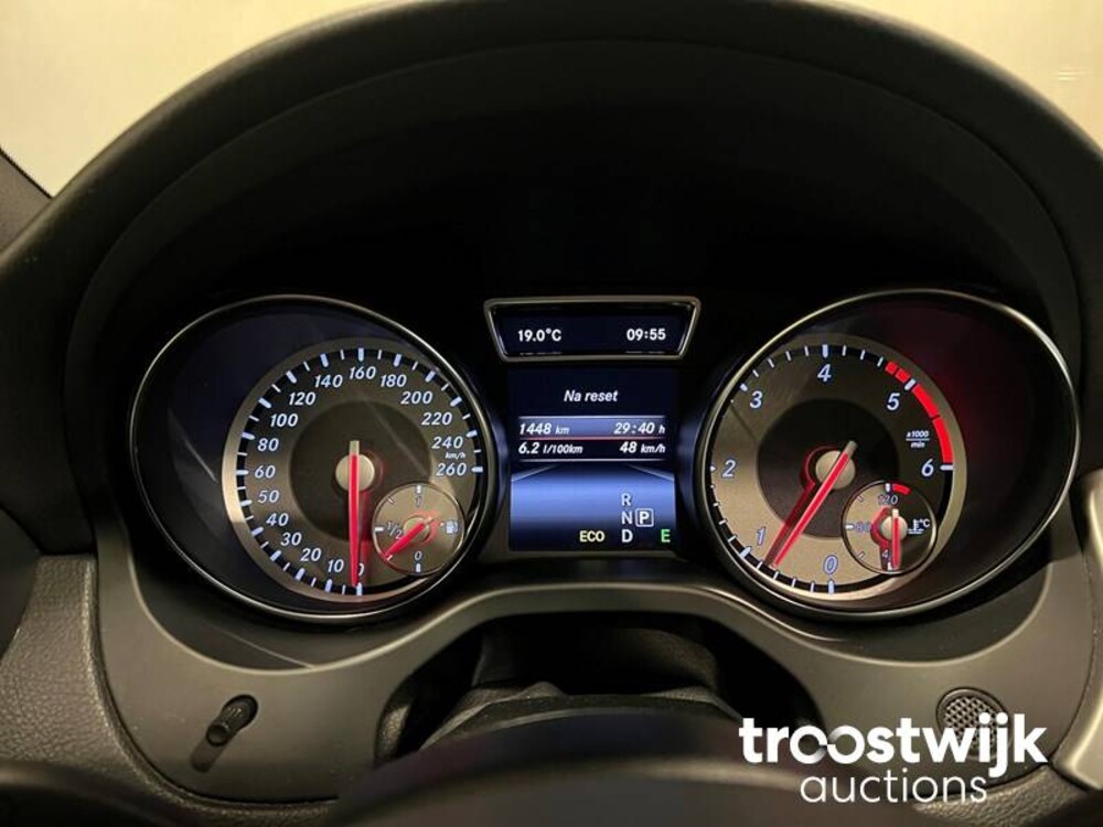 Mercedes-Benz GLA200 CDI Edition 1 136pk 2014 GLA-Klasse, TF-730-R