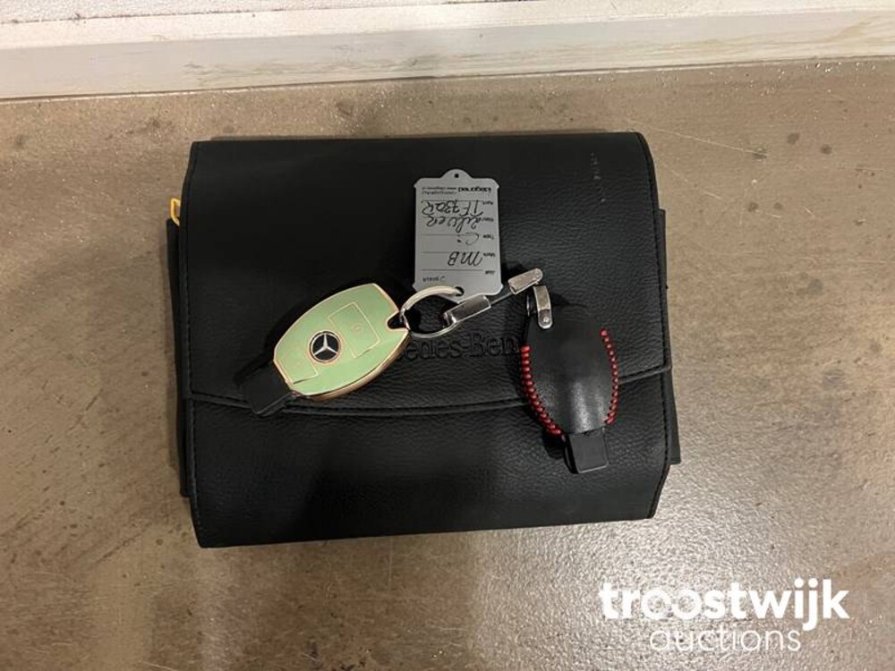 Mercedes-Benz GLA200 CDI Edition 1 136pk 2014 GLA-Klasse, TF-730-R