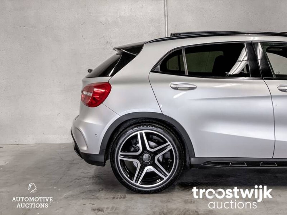 Mercedes-Benz GLA200 CDI Edition 1 136pk 2014 GLA-Klasse, TF-730-R