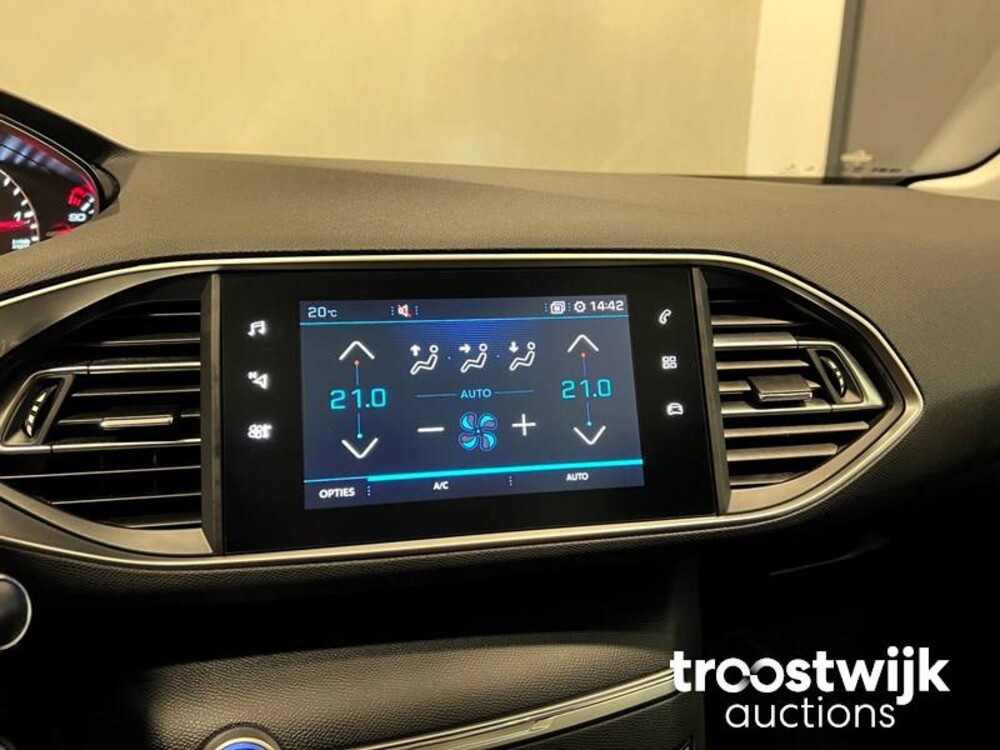 Peugeot 308 BlueHDi Premium 131pk 2020, J-737-HB