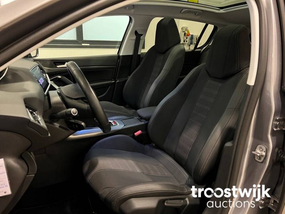 Peugeot 308 BlueHDi Premium 131pk 2020, J-737-HB