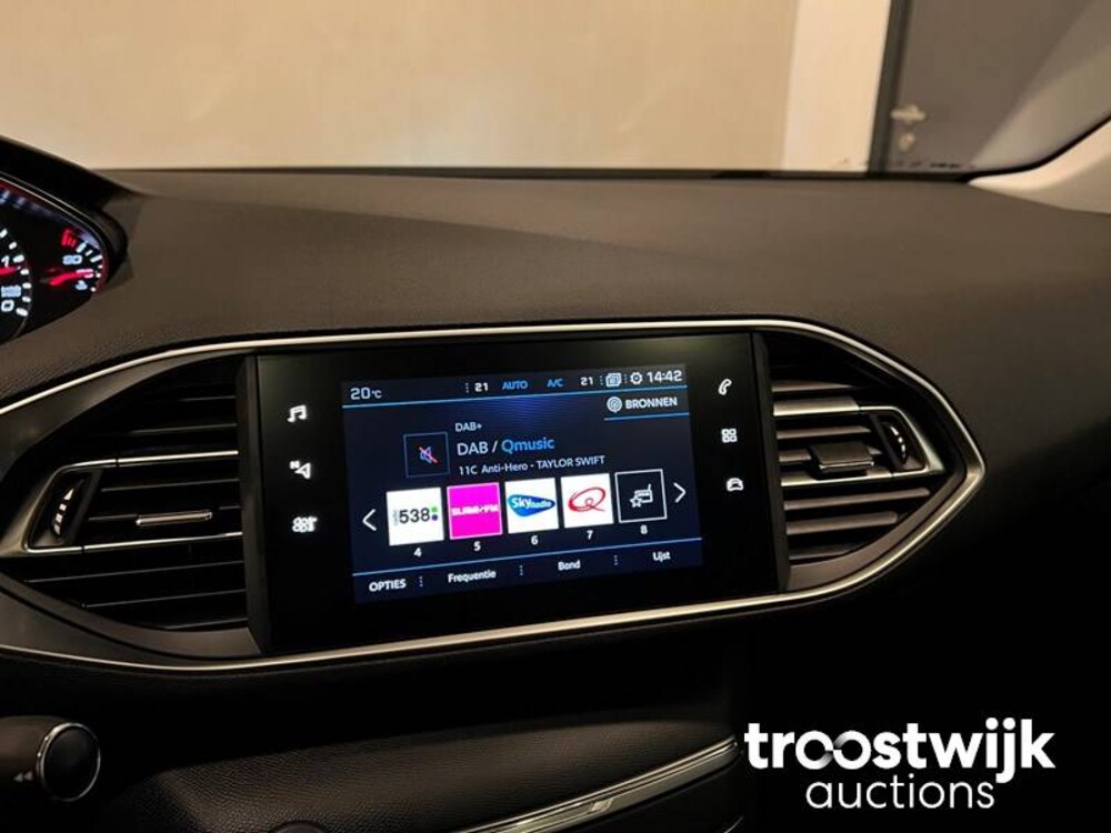 Peugeot 308 BlueHDi Premium 131pk 2020, J-737-HB