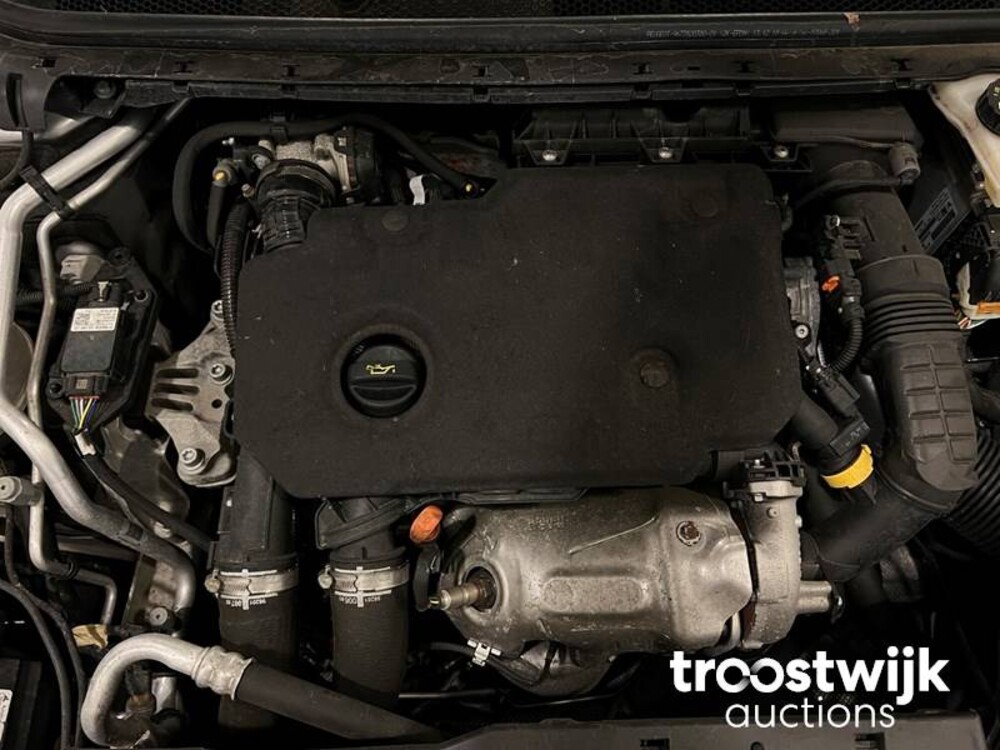 Peugeot 308 BlueHDi Premium 131pk 2020, J-737-HB