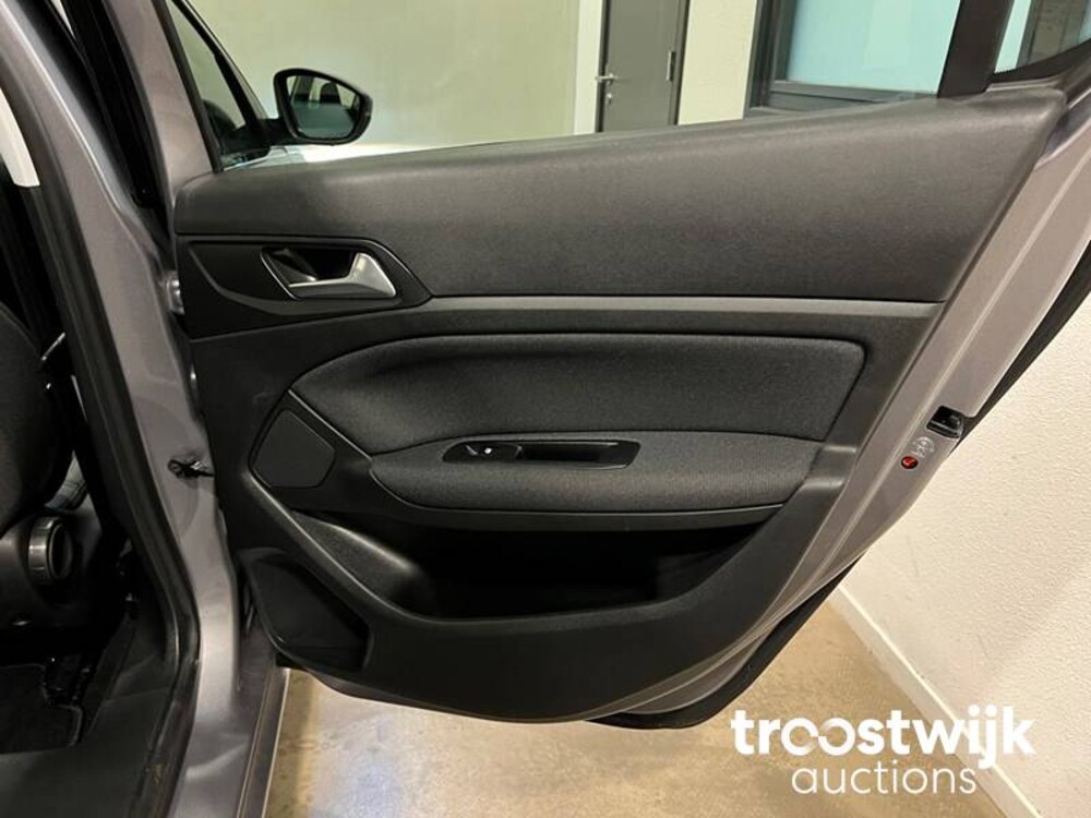 Peugeot 308 BlueHDi Premium 131pk 2020, J-737-HB