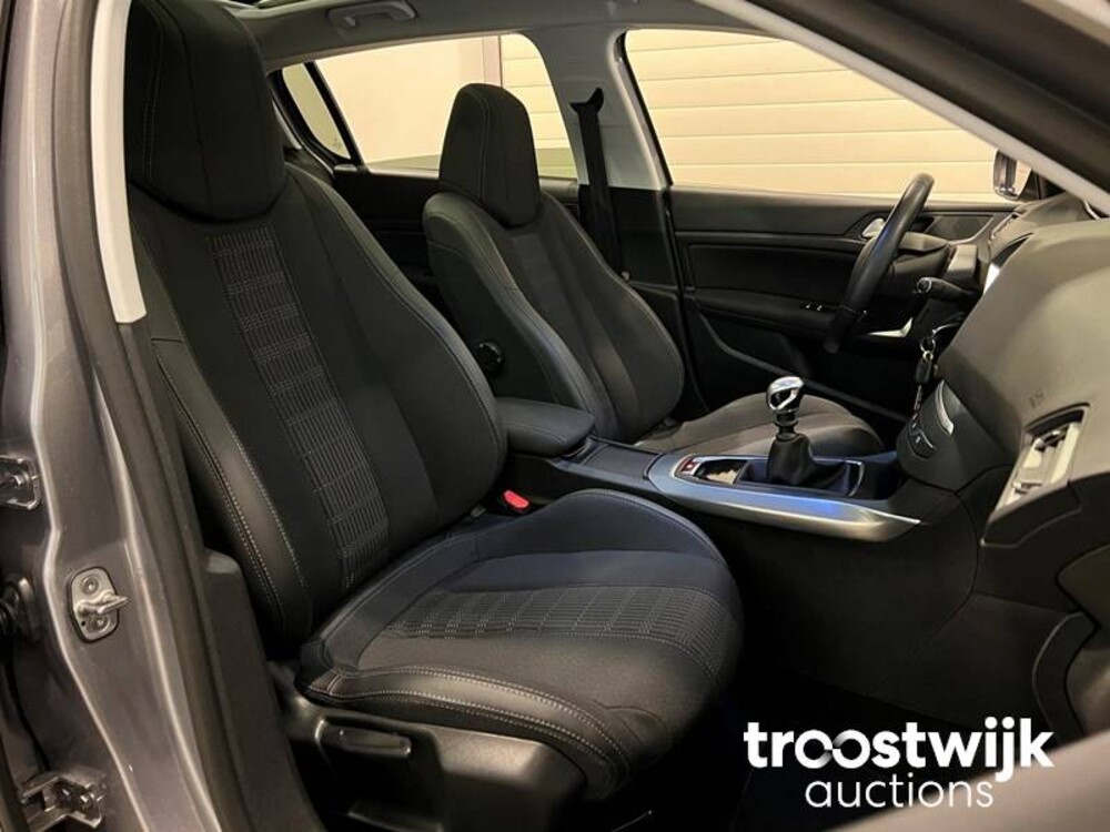 Peugeot 308 BlueHDi Premium 131pk 2020, J-737-HB