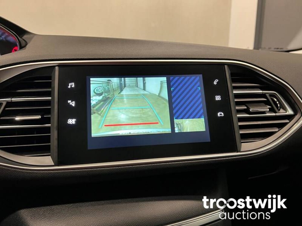 Peugeot 308 BlueHDi Premium 131pk 2020, J-737-HB