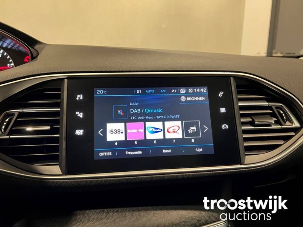 Peugeot 308 BlueHDi Premium 131pk 2020, J-737-HB