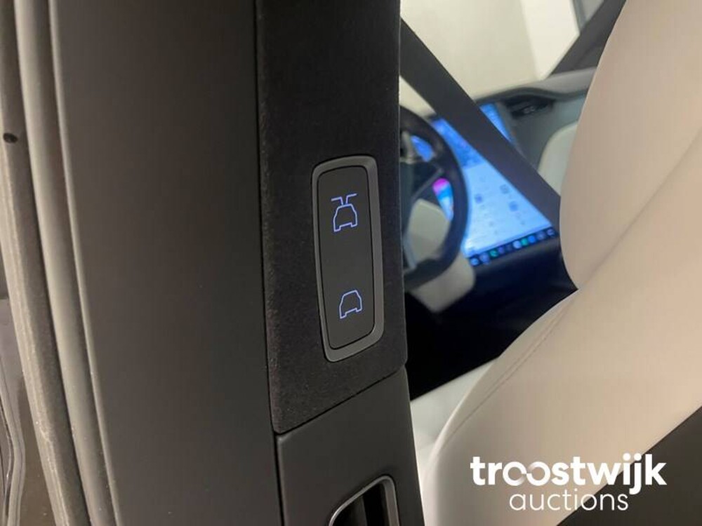 Tesla Model X 100D 1e-Eig 417pk 2018 -Orig. NL-, TJ-427-S