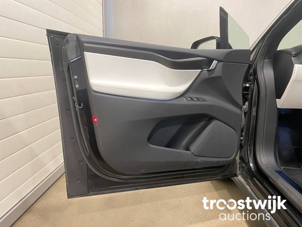 Tesla Model X 100D 1e-Eig 417pk 2018 -Orig. NL-, TJ-427-S
