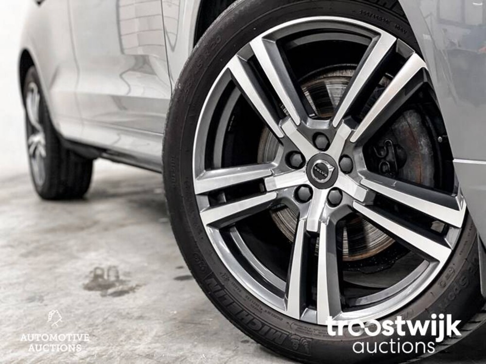 Volvo XC60 D4 AWD R-Design 190pk 2018 -Orig. NL-, SP-718-L