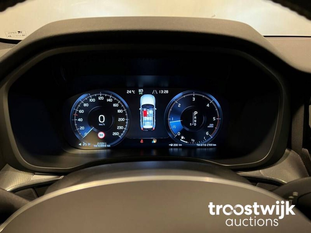 Volvo XC60 D4 AWD R-Design 190pk 2018 -Orig. NL-, SP-718-L