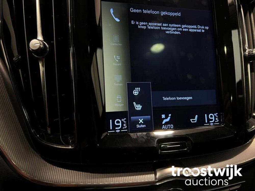 Volvo XC60 D4 AWD R-Design 190pk 2018 -Orig. NL-, SP-718-L