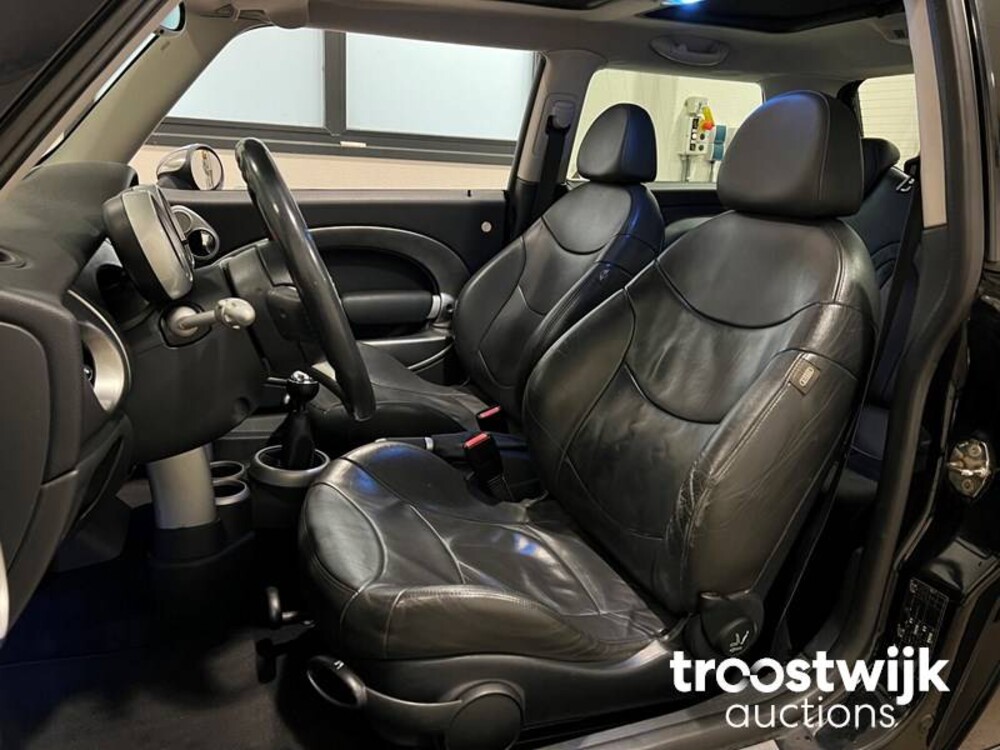 Mini Cooper S Chili R53 1.6 163pk 2004 -Orig. NL-, 08-PB-LS