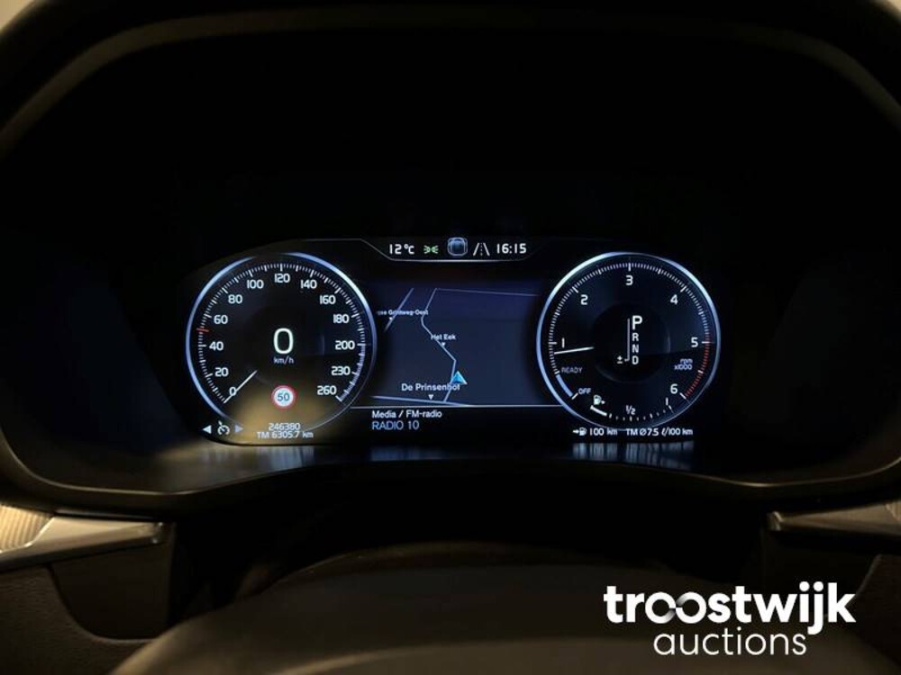 Volvo XC60 D4 R-Design Inscription 2.0  190pk 2018, ZH-869-J