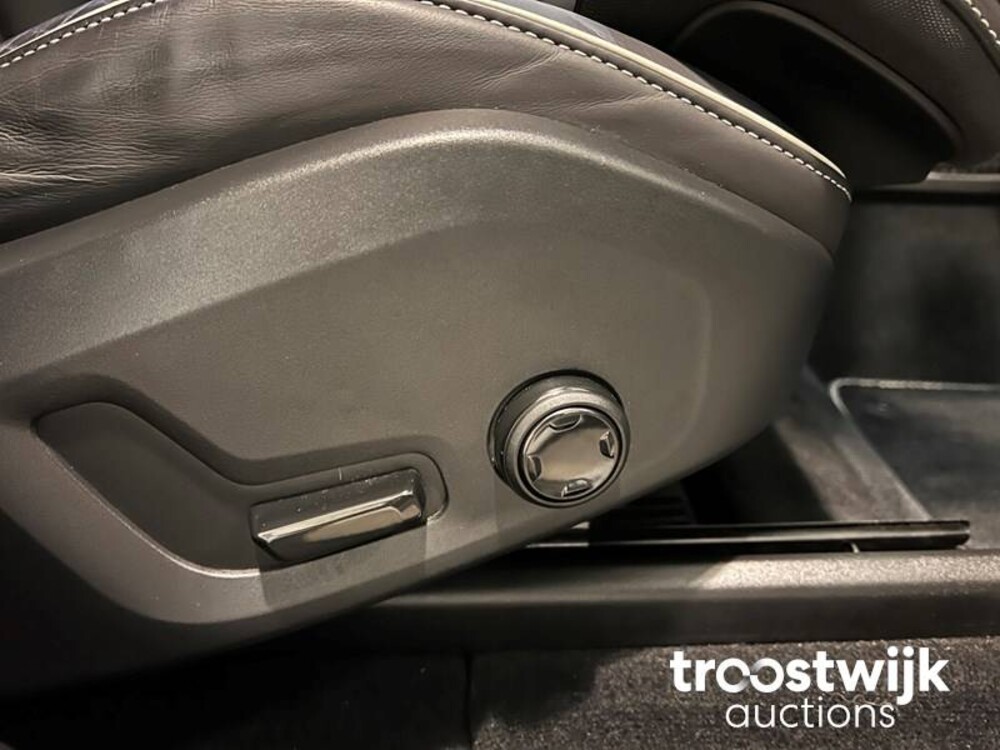 Volvo XC60 D4 R-Design Inscription 2.0  190pk 2018, ZH-869-J