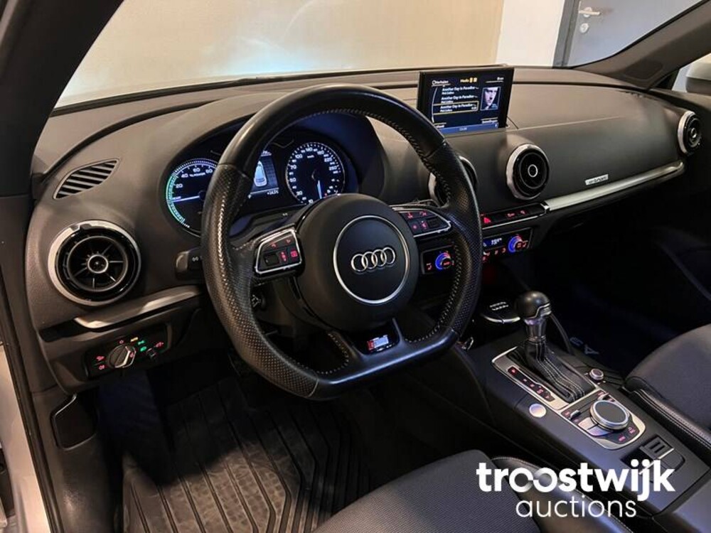 Audi A3 e-tron Sportback S-Line PHEV Ambition Pro Line plus 150pk 2015 -Orig. NL-, 3-ZRV-49