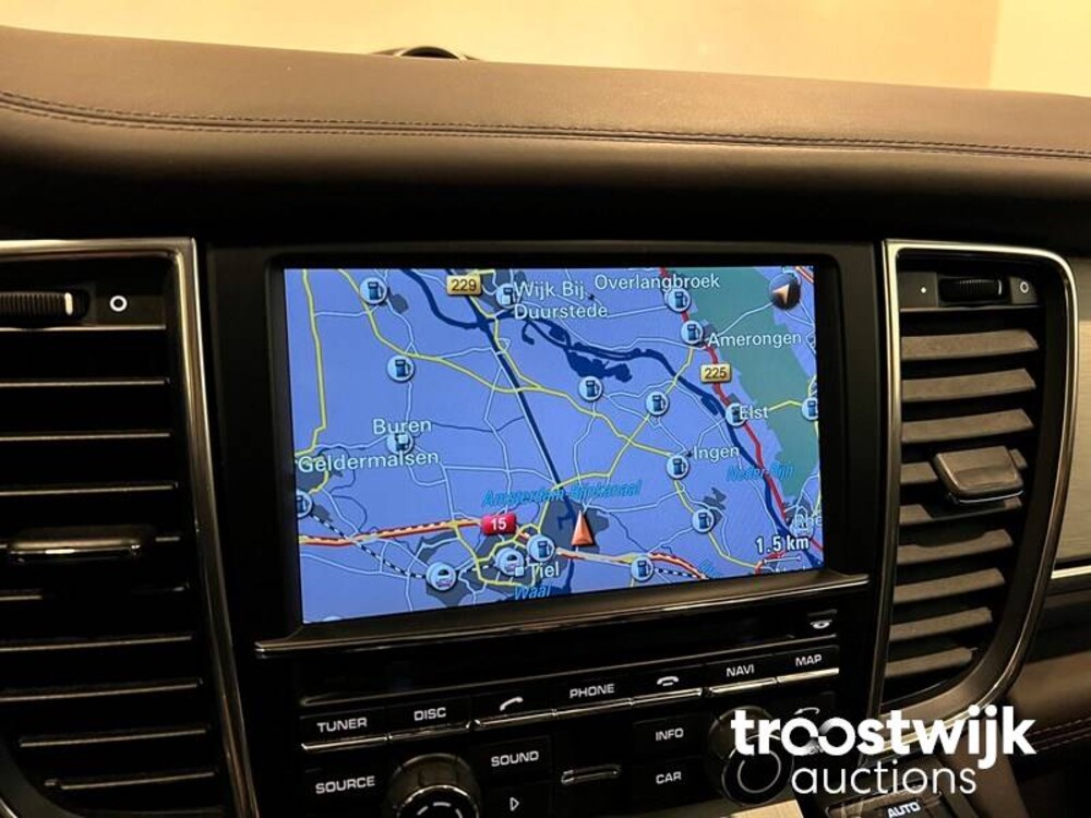 Porsche Panamera Turbo 4.8 SportChrono 500pk 2010 -Orig. NL-, 72-KXN-4