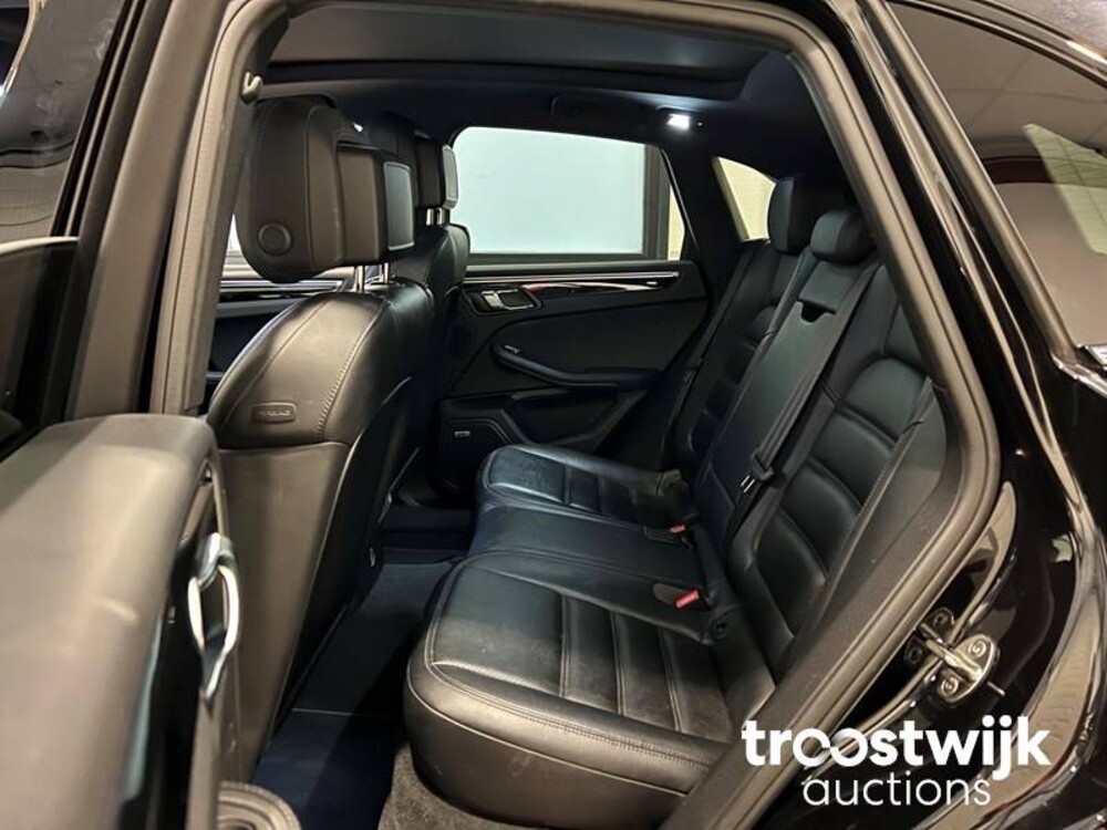 Porsche Macan -FACELIFT-  252pk 2018 -Orig. NL- , TL-246-D