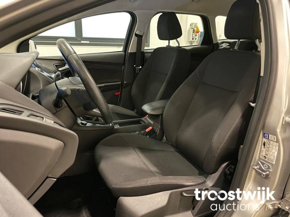 Ford Focus Wagon Ecoboost Lease Edition 125pk 2017 -Orig. NL-, PX-666-G