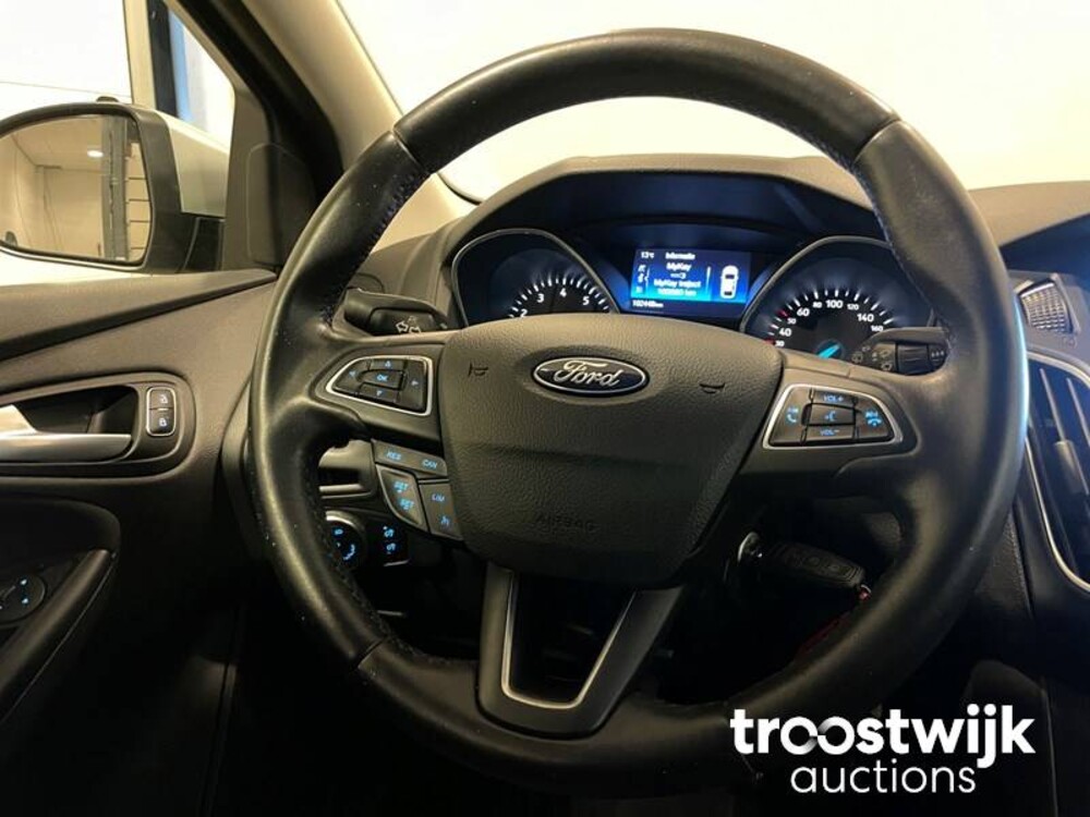 Ford Focus Wagon Ecoboost Lease Edition 125pk 2017 -Orig. NL-, PX-666-G