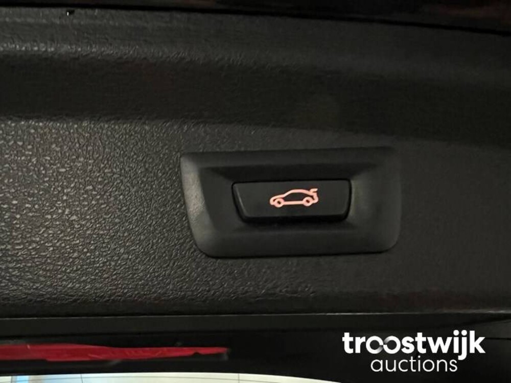 BMW X2 M-Sport sDrive18i Executive Edition 140pk 2019 -Orig. NL-, ZB-562-D