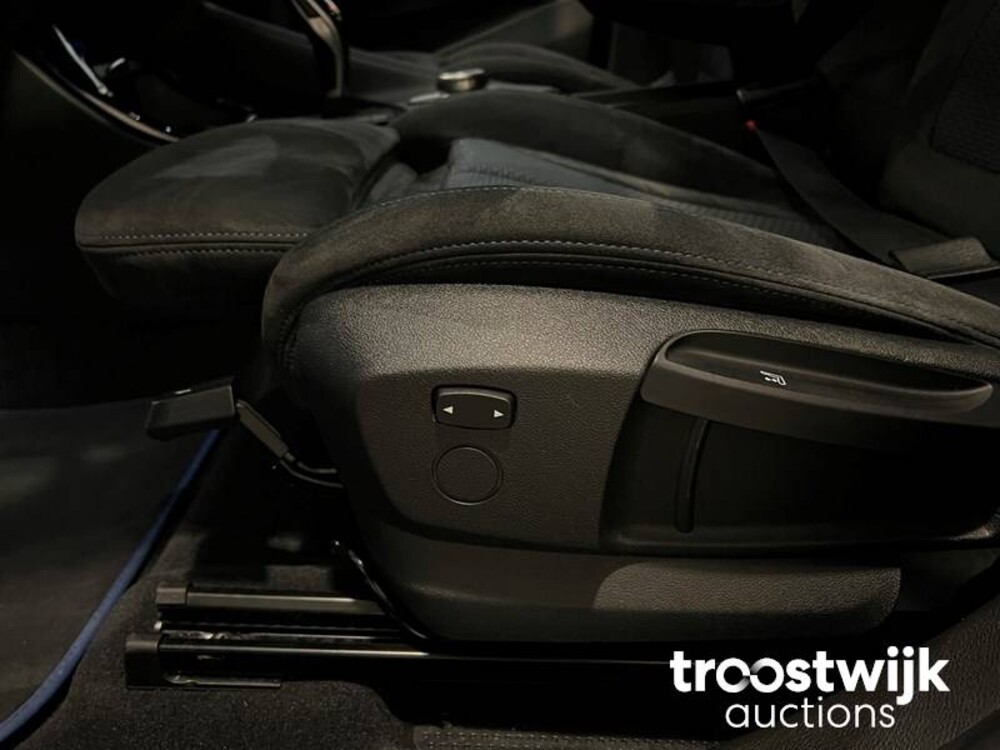 BMW X2 M-Sport sDrive18i Executive Edition 140pk 2019 -Orig. NL-, ZB-562-D