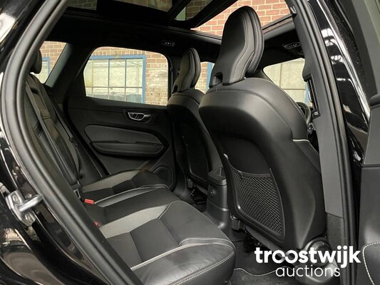 Volvo XC60 T8 R-Design 390pk 2021 -Fabrieksgarantie-