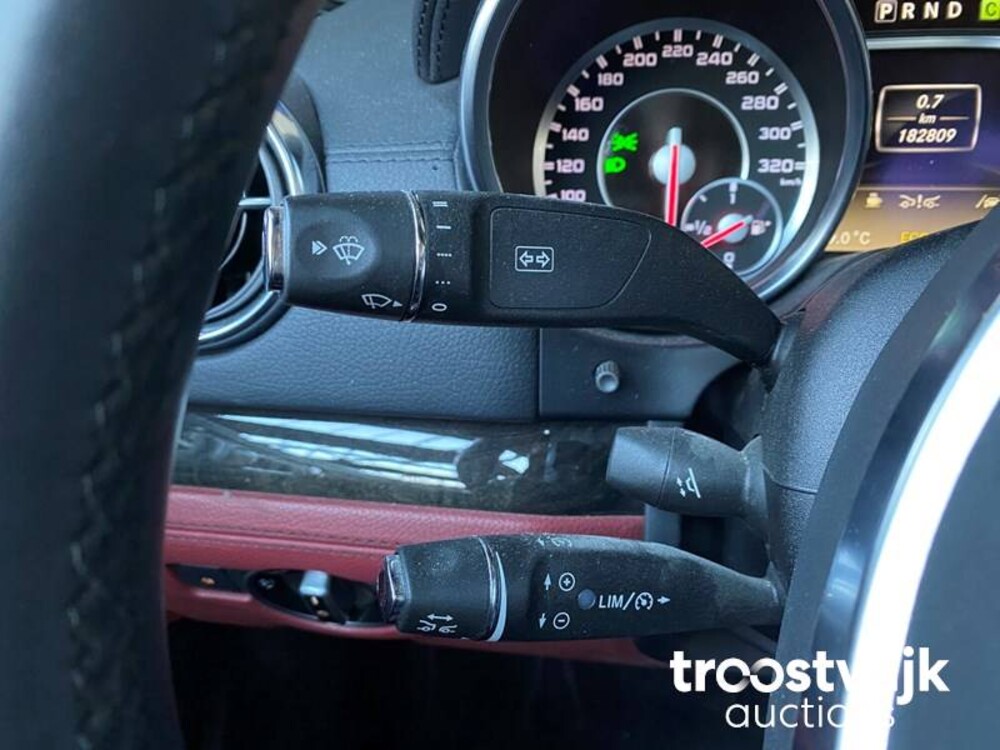 Mercedes-Benz SL63 AMG 5.5 V8 537 PS 2012 AIRSCARF SL Klasse 