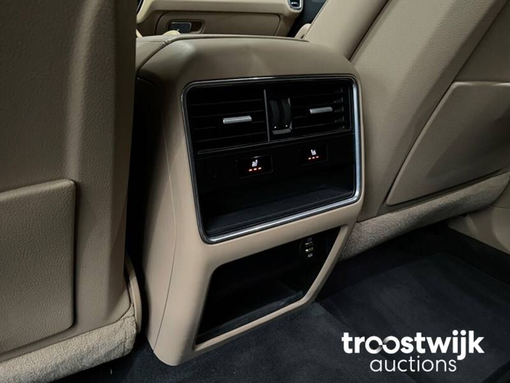 Porsche Cayenne 3.0 V6 340PS 2018 NEU-MODELL -Mehr über NL-, ST-296-D