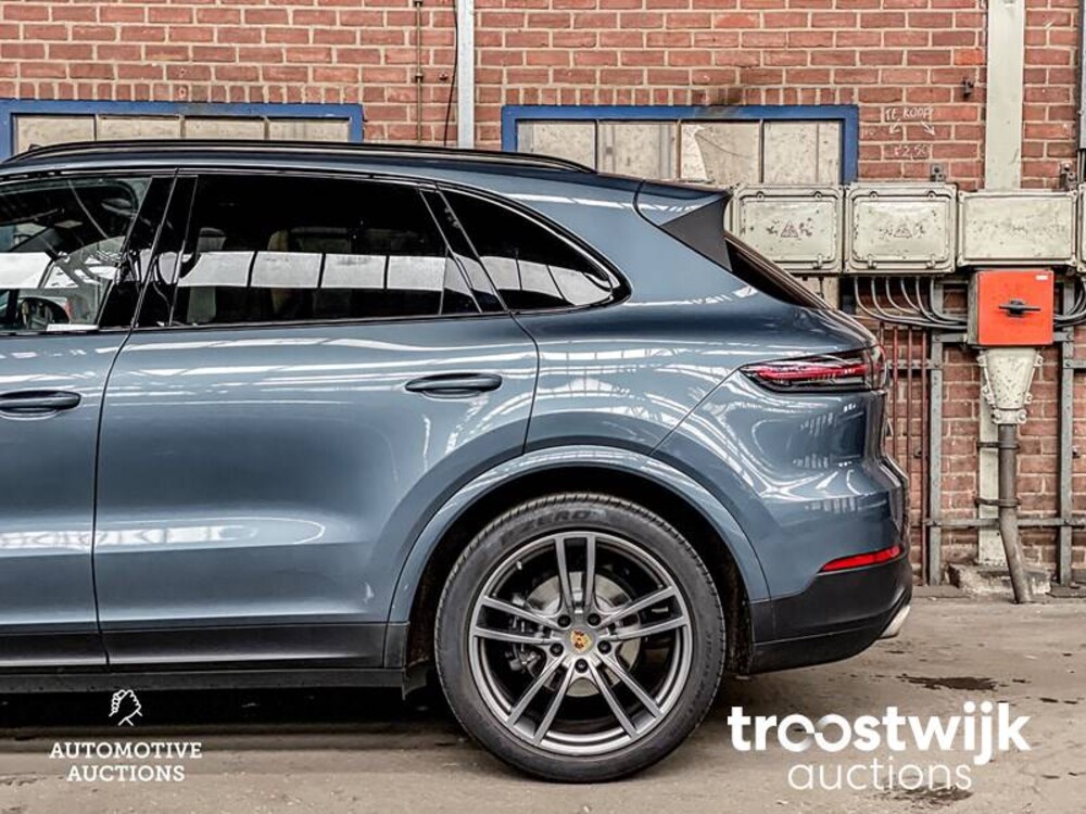 Porsche Cayenne 3.0 V6 340PS 2018 NEU-MODELL -Mehr über NL-, ST-296-D