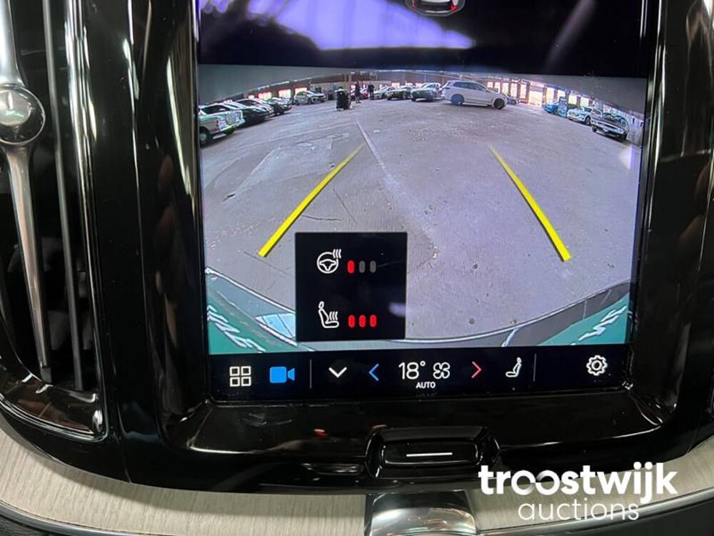 Volvo XC60 2.0 B4 Inscription 197PS 2022, R-656-JB -Herstellergarantie-