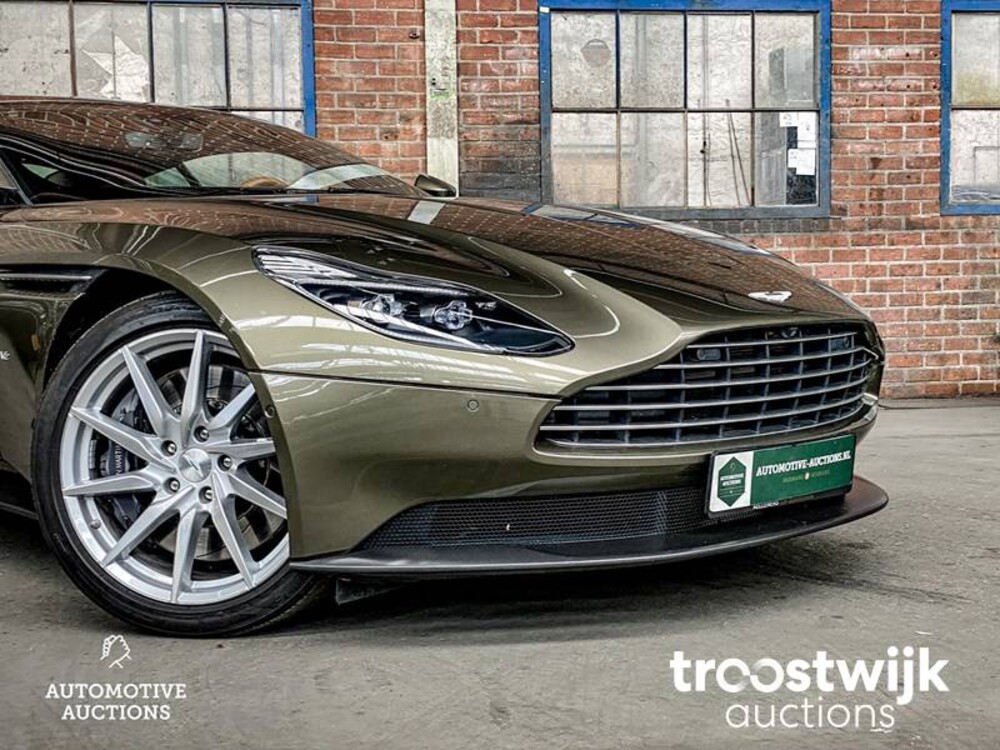 Aston Martin DB11 5.2 V12 Twin Turbo 609PS 2017