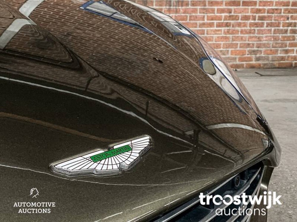 Aston Martin DB11 5.2 V12 Twin Turbo 609PS 2017