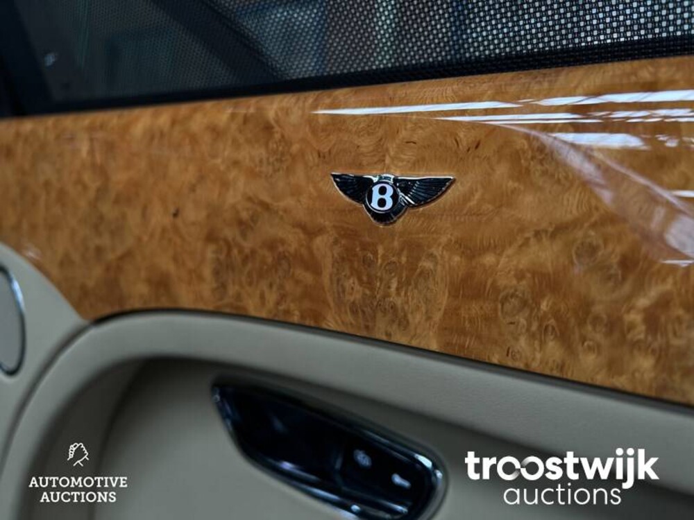 Bentley Mulsanne 6.8 V8 513PS 2012 NEUES MODELL