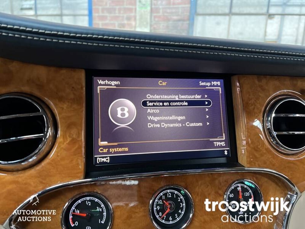 Bentley Mulsanne 6.8 V8 513PS 2012 NEUES MODELL