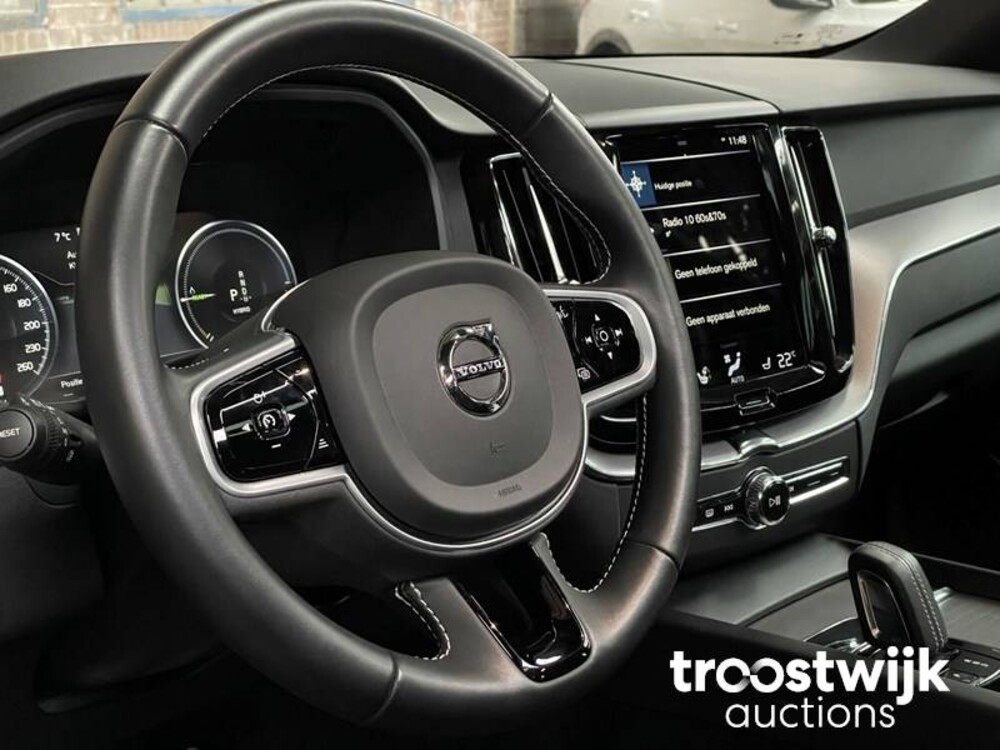 Volvo XC60 T8 R-Design Recharge 389hp 2021 -Manufacturer's warranty-