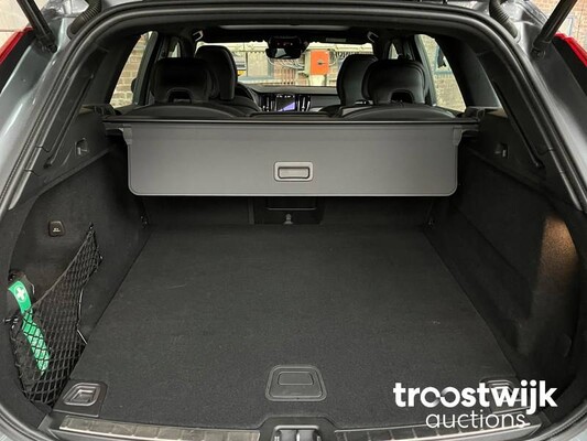 Volvo XC60 T8 R-Design Recharge 389pk 2021 -Fabrieksgarantie-