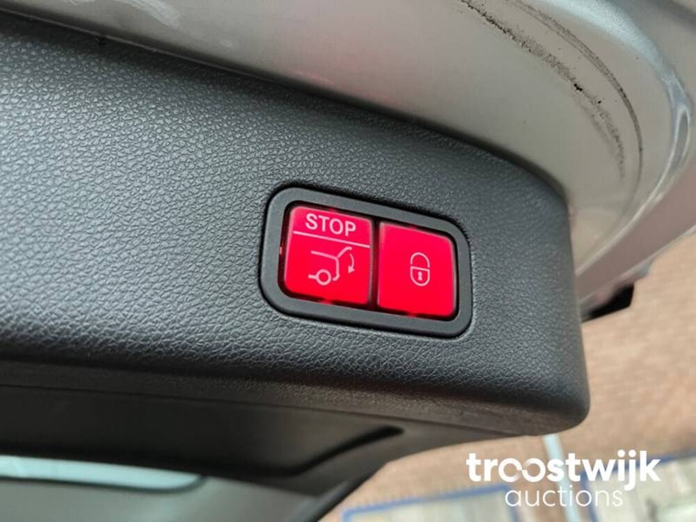 Mercedes-Benz GL350 d BlueTEC 4Matic 240PS 2016 GL-Klasse, G-530-KD