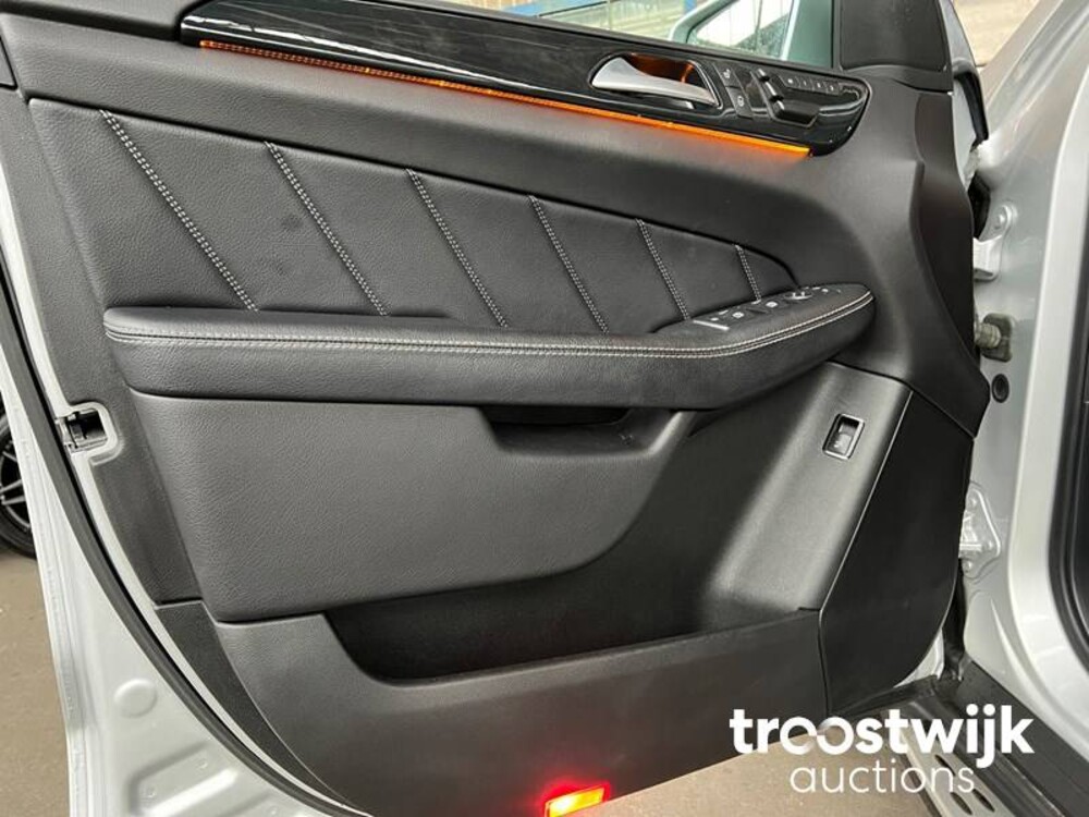 Mercedes-Benz GL350 d BlueTEC 4Matic 240PS 2016 GL-Klasse, G-530-KD