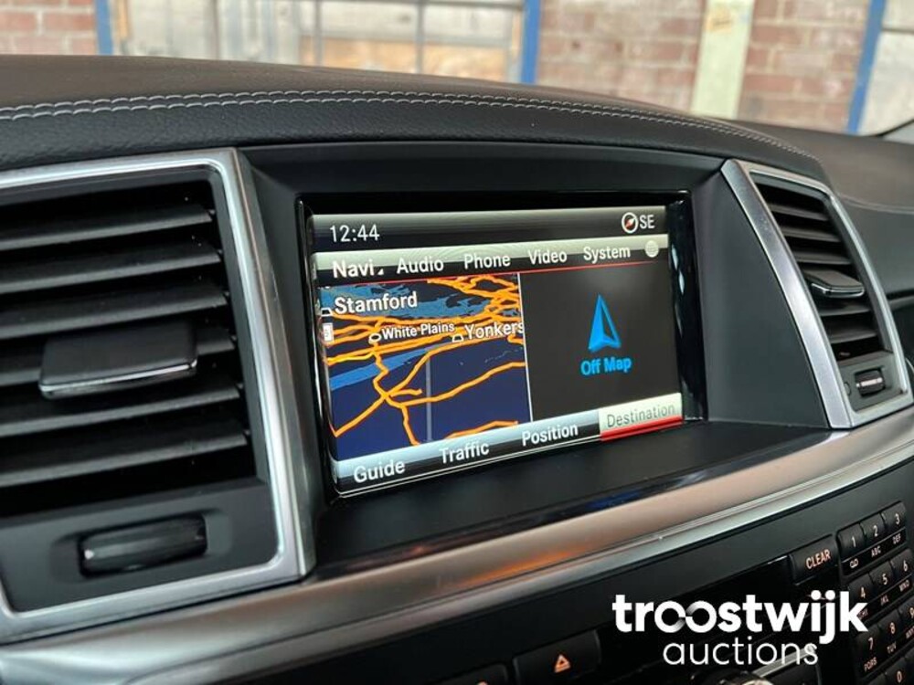 Mercedes-Benz GL350 d BlueTEC 4Matic 240PS 2016 GL-Klasse, G-530-KD