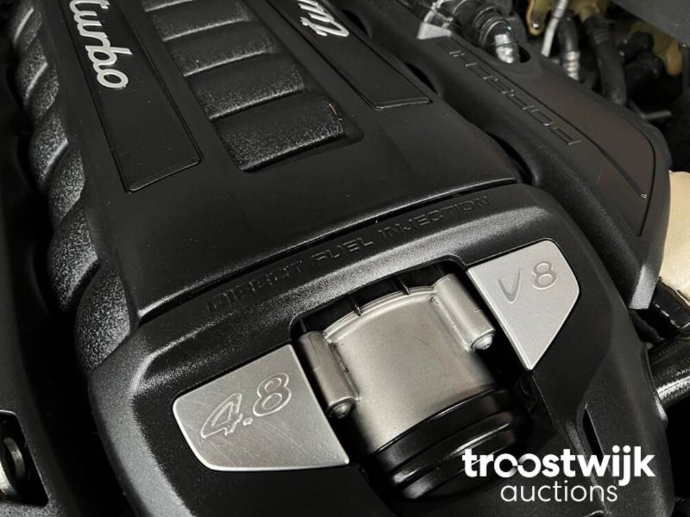 Porsche Cayenne Turbo 4.8 V8 500PS 2010