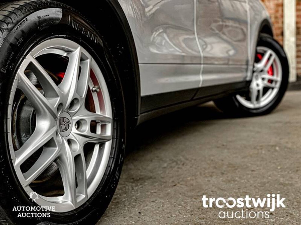 Porsche Cayenne Turbo 4.8 V8 500PS 2010