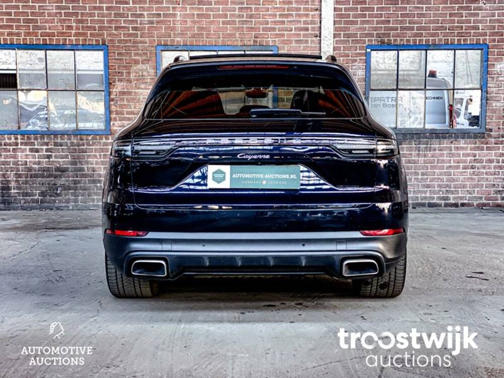 Porsche Cayenne E-Hybrid 3.0 V6 SportChrono 462hp 2018 -Orig. NL-, TH-899-N