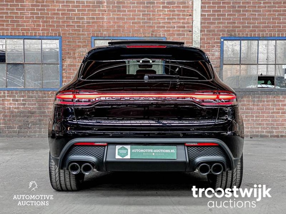 Porsche Macan 2.0  PDK 265hp MY2023 -Herstellergarantie-