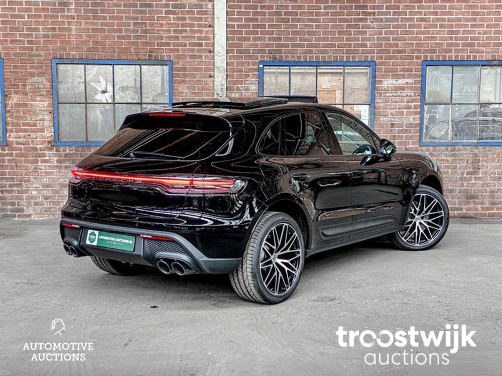 Porsche Macan 2.0  PDK 265hp MY2023 -Herstellergarantie-