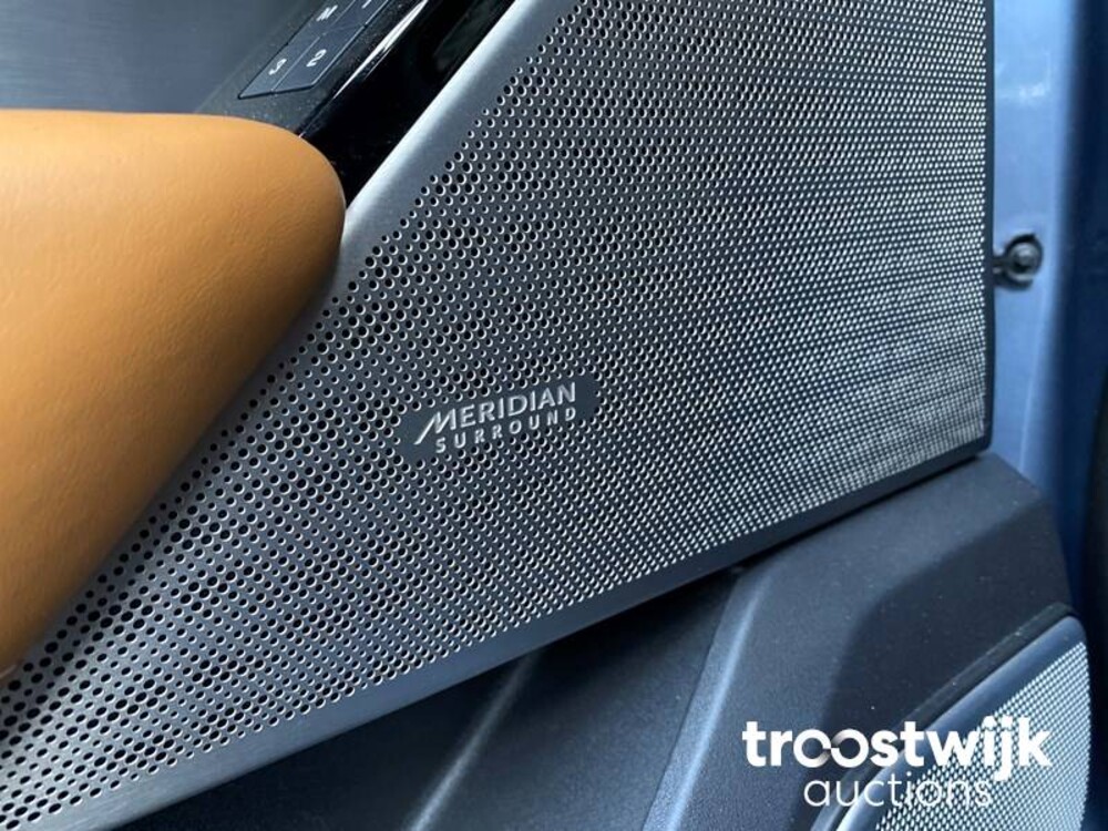 Land Rover Range Rover Velar P380 3.0 V6 Supercharged R-Dynamic HSE 380hp 2018