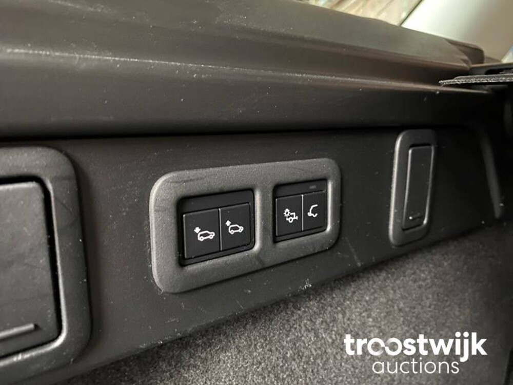 Land Rover Range Rover Velar P380 3.0 V6 Supercharged R-Dynamic HSE 380hp 2018