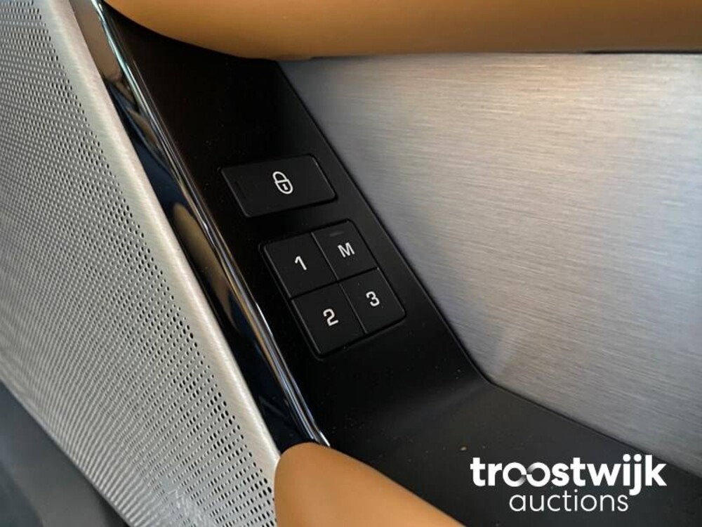 Land Rover Range Rover Velar P380 3.0 V6 Supercharged R-Dynamic HSE 380hp 2018